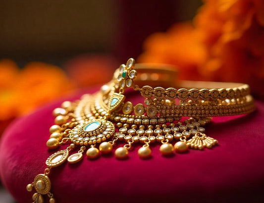 Heritage Gold Jewellery Set